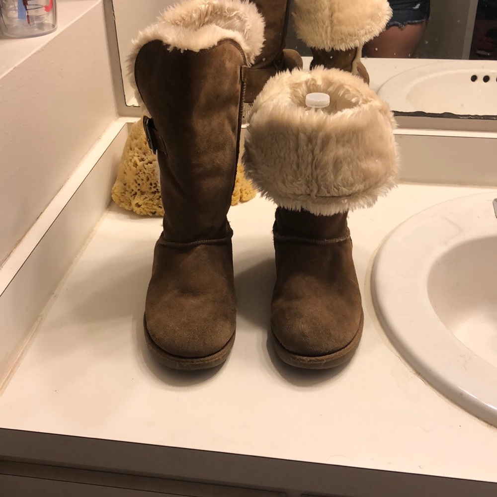 Fuzzy boots